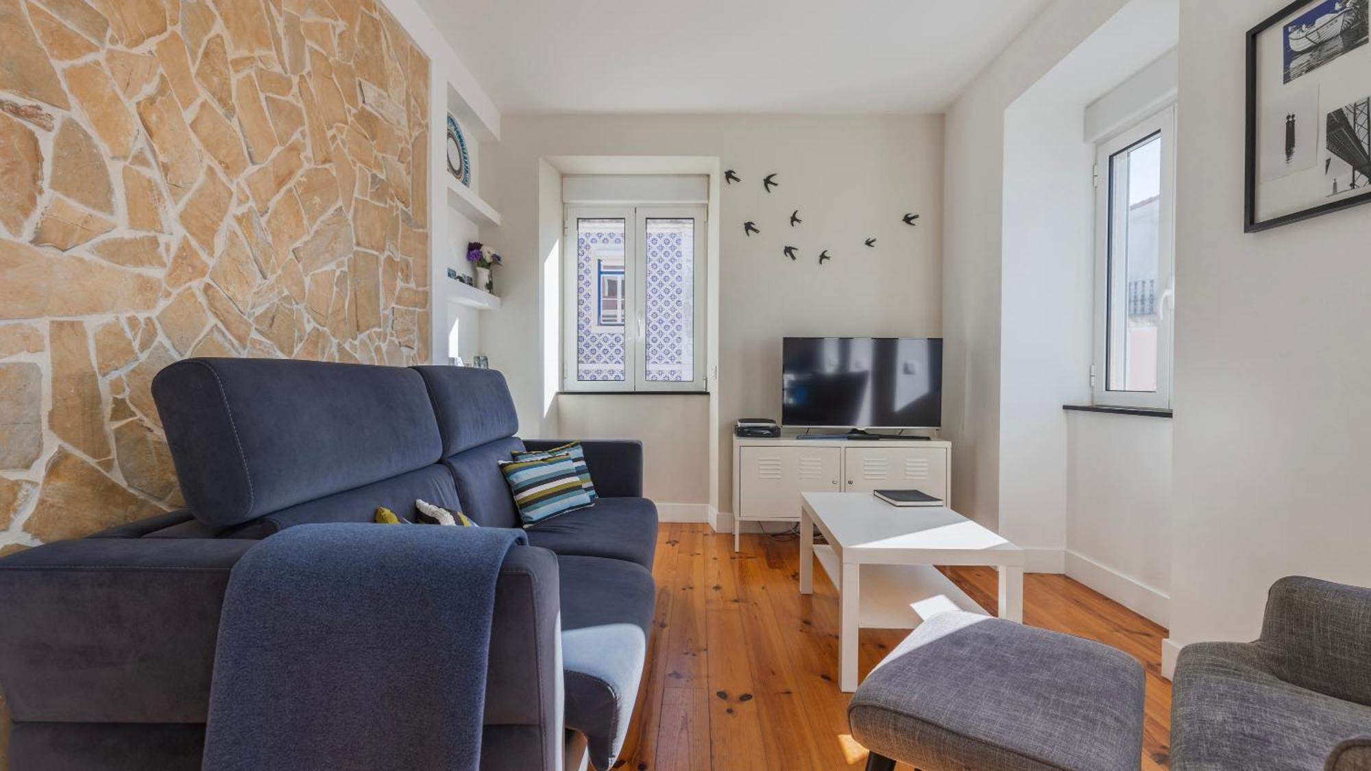 Comfort & Bright Apartment By Lovelystay Lisbona Esterno foto